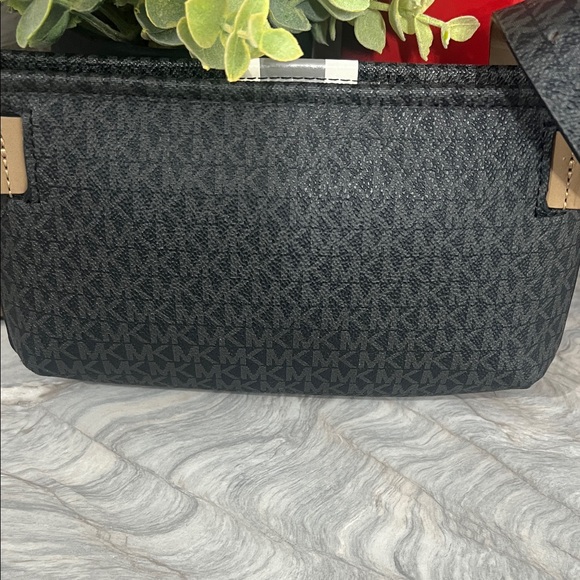 Michael Kors Black Logo Stripe Belt Bag with Gray and White Center Stripe NWOT - Picture 3 of 9